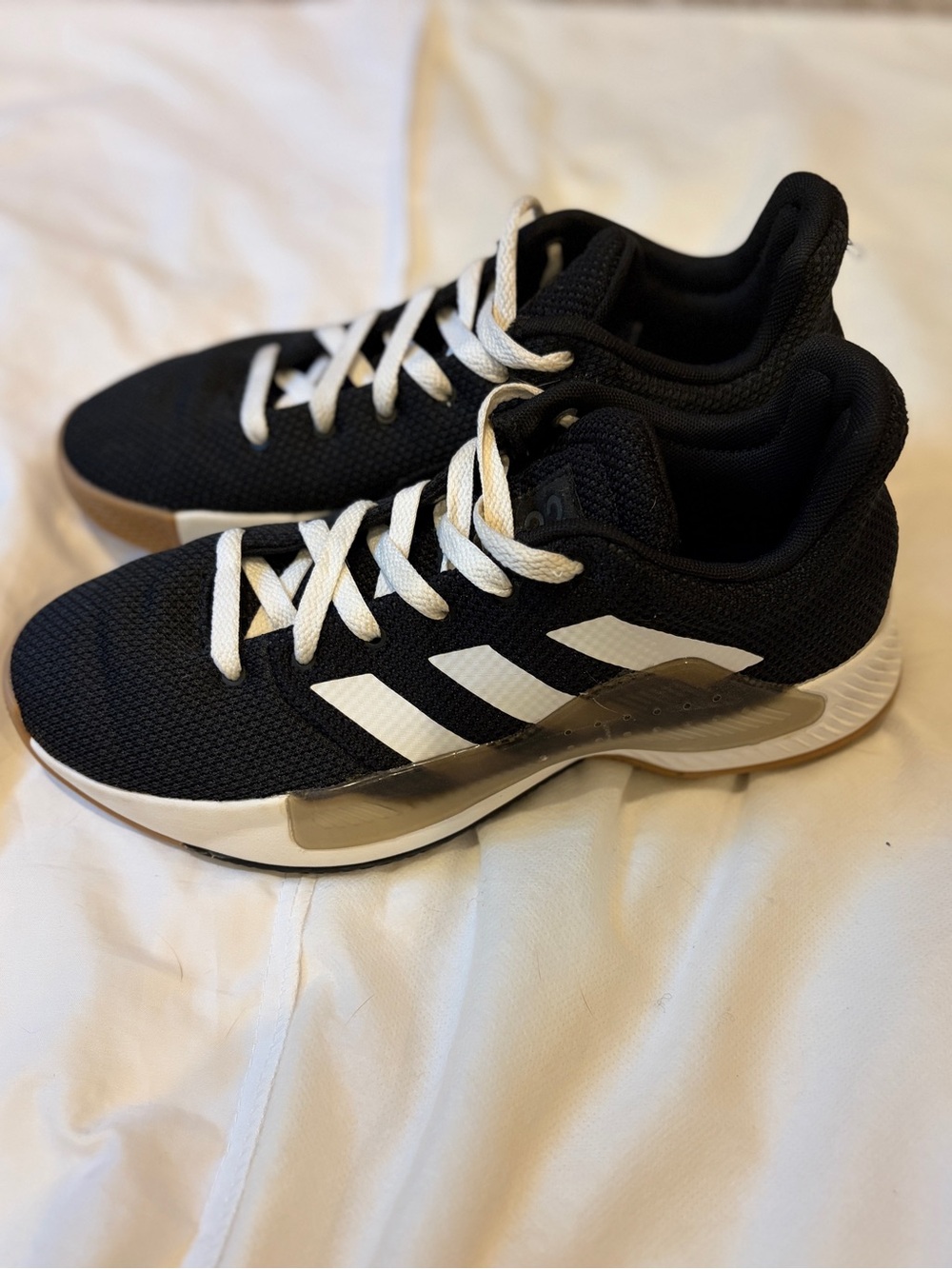 Adidas Men’s Size 7 Basketball Sneakers Black White Athletic Shoes